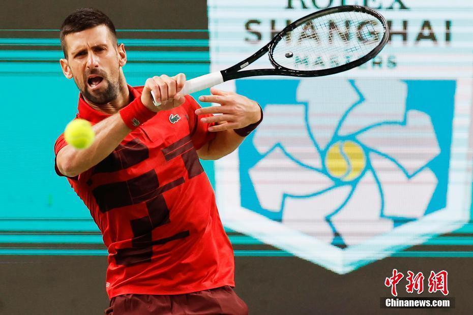 凭借其强大 凭借其强大