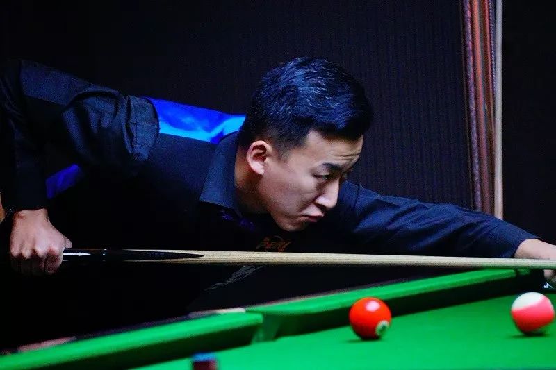 仅是郑钦文 仅是郑钦文